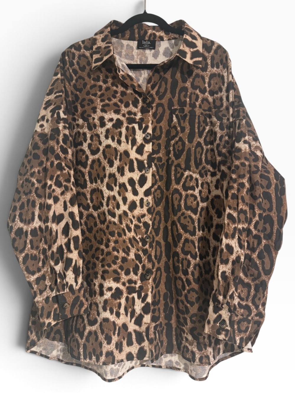 Dressed in LALA Soul Searching Ultra Oversized Button Up in Leopard Size S/M - Picture 4 of 10